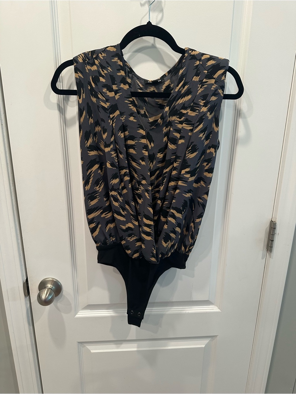 Express Sleeveless Patterned Gray & Tan Draped Bodysuit